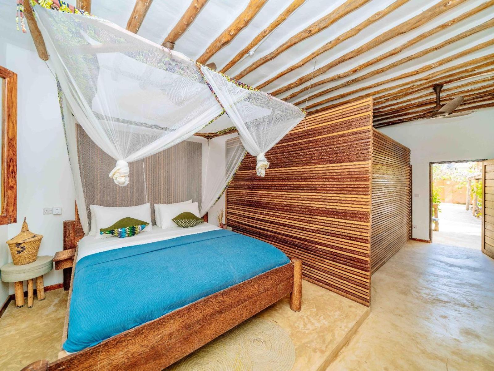 Shanuo Lodge *